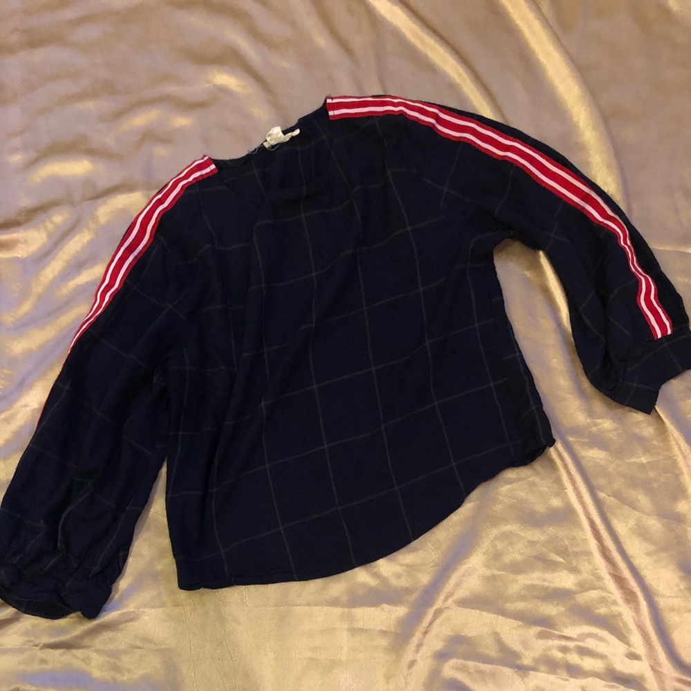 Seven sisters blue red and white long sleeve top